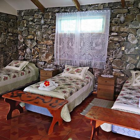 Hostal Vai Kapua Ханга Роа Екстериор снимка